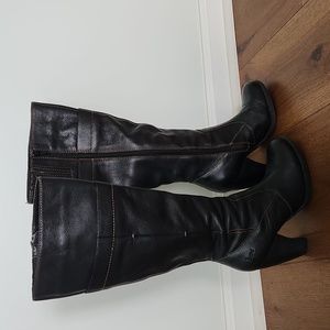 NWOT BOC genuine leather tall black boots. Size 6.